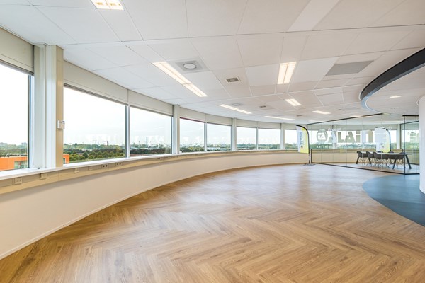 Medium property photo - Hoogvlietsekerkweg 184, 3194 AM Hoogvliet Rotterdam